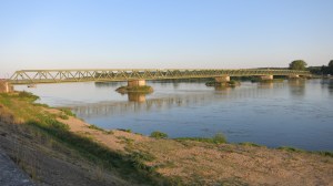 Puente sobre el Loira