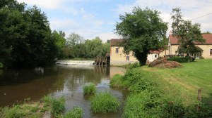 Casa-molino en el camino