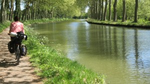 Empezando el nuevo tramo del canal.