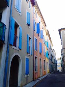 Calle de Pont St. Esprit